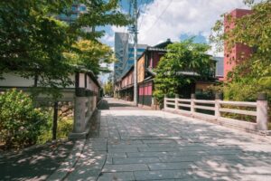 【相談事例】京都市上京区の戸建て：清掃は自分、集客はプロに。「部分委託」で民泊を始めたいオーナー様へ